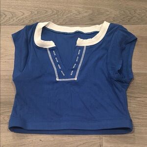 Girls Do Too Junior Girls Blue and White Crop Top Size XS/S